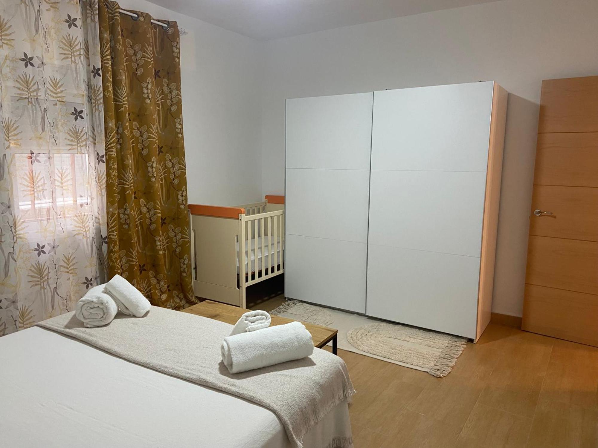 Casa Luci * Sant Jaume d'Enveja